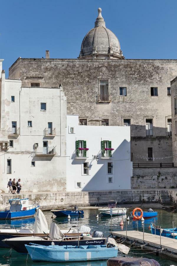 Casetta Sul Porto Antico โมโนโปลี ภายนอก รูปภาพ